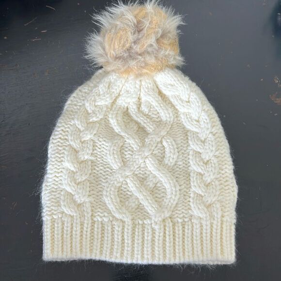 J Crew Cable Knit Beanie - Picture 1 of 6